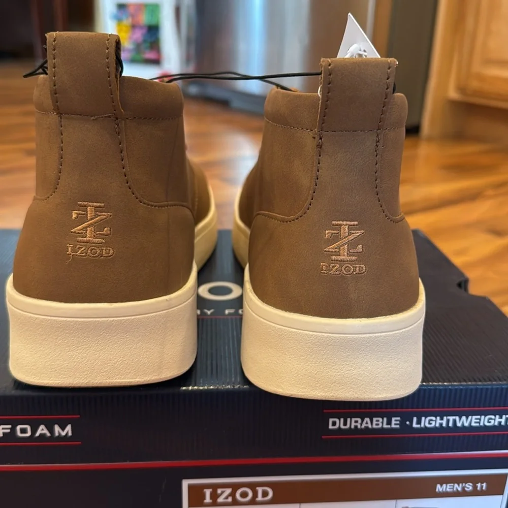IZOD men chukka style shoe Palmer color brown men’s size 11‎ casual, dress, lace
